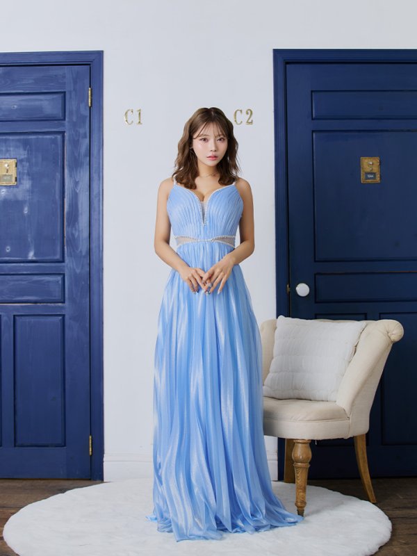 ブルー モデル:如月れい 身長:156cm 着用サイズ:Sサイズ