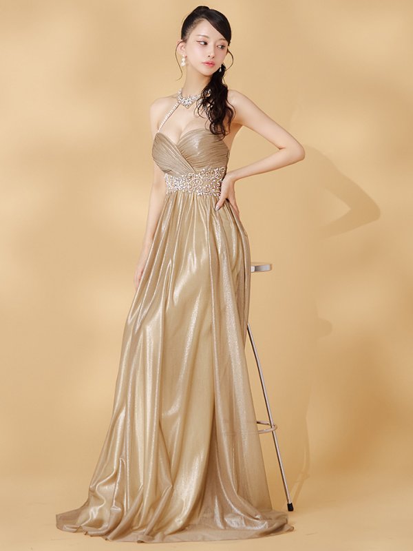 ゴールド モデル：まおちゃる　身長：158cm　着用サイズ：Sサイズ