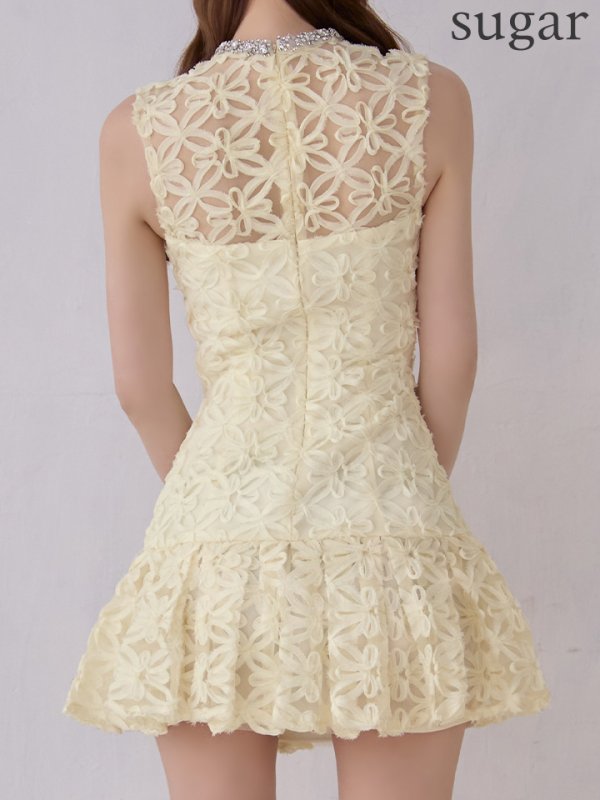 クリーム　モデル：ゆめ　身長：160cm　着用サイズ：Sサイズ