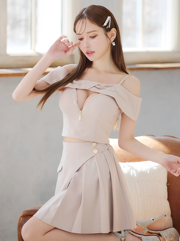 ベージュ モデル:ゆめ 身長:160cm 着用サイズ:Sサイズ