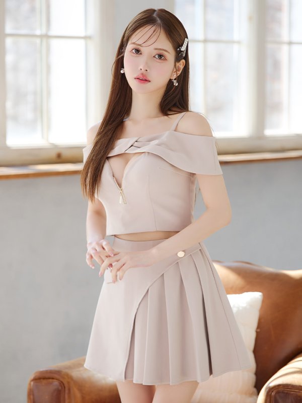 ベージュ モデル:ゆめ 身長:160cm 着用サイズ:Sサイズ