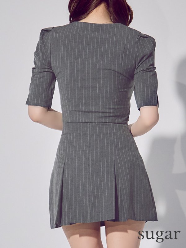 グレー　モデル：ゆめ　身長：160cm　着用サイズ：Sサイズ