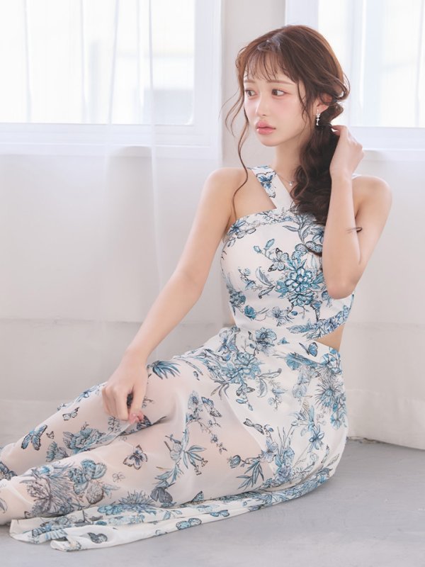 ブループリント　モデル：りな　身長：160cm　着用サイズ：Sサイズ