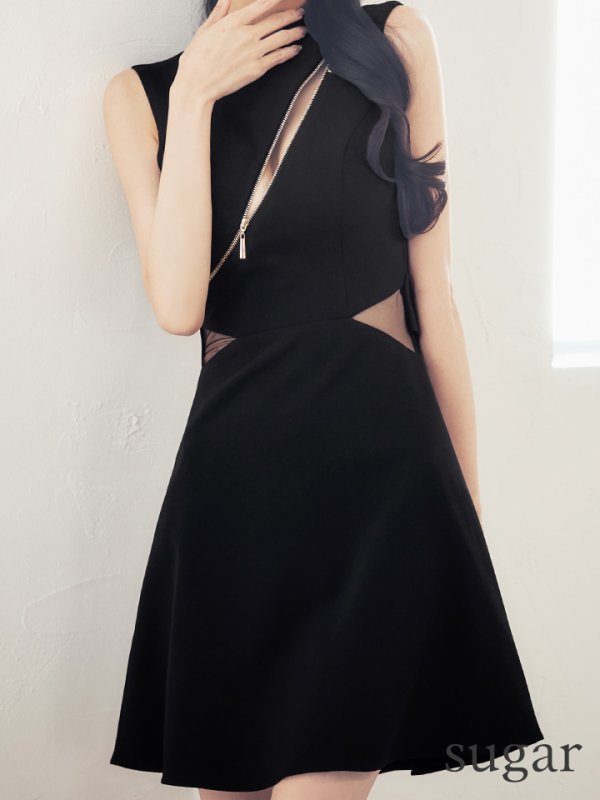 ブラック モデル:まおちゃる 身長:158cm 着用サイズ:Sサイズ