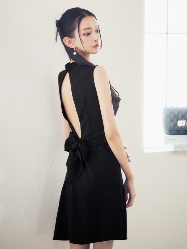 ブラック モデル:まおちゃる 身長:158cm 着用サイズ:Sサイズ