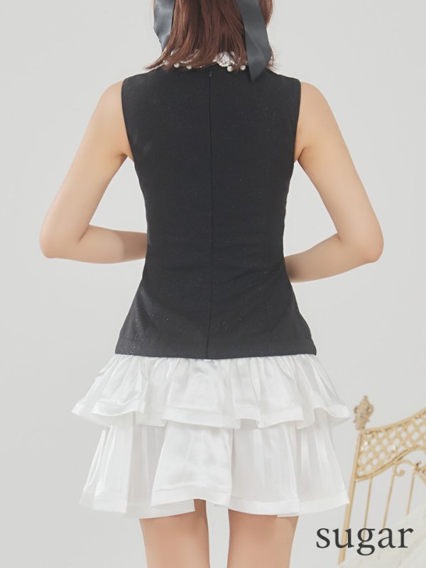 ブラックxホワイト モデル：三上悠亜　身長：159cm　着用サイズ：Sサイズ