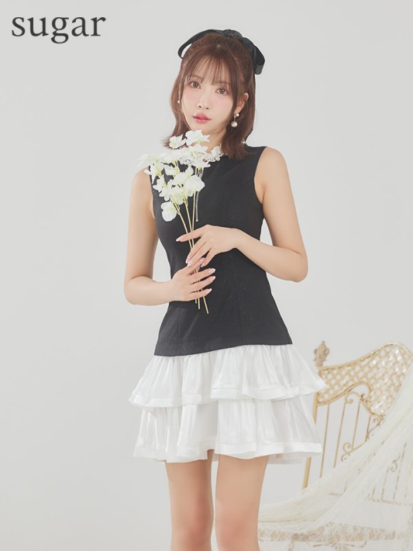 ブラックxホワイト モデル：三上悠亜　身長：159cm　着用サイズ：Sサイズ