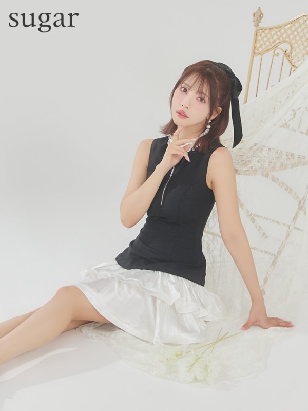 ブラックxホワイト モデル：三上悠亜　身長：159cm　着用サイズ：Sサイズ