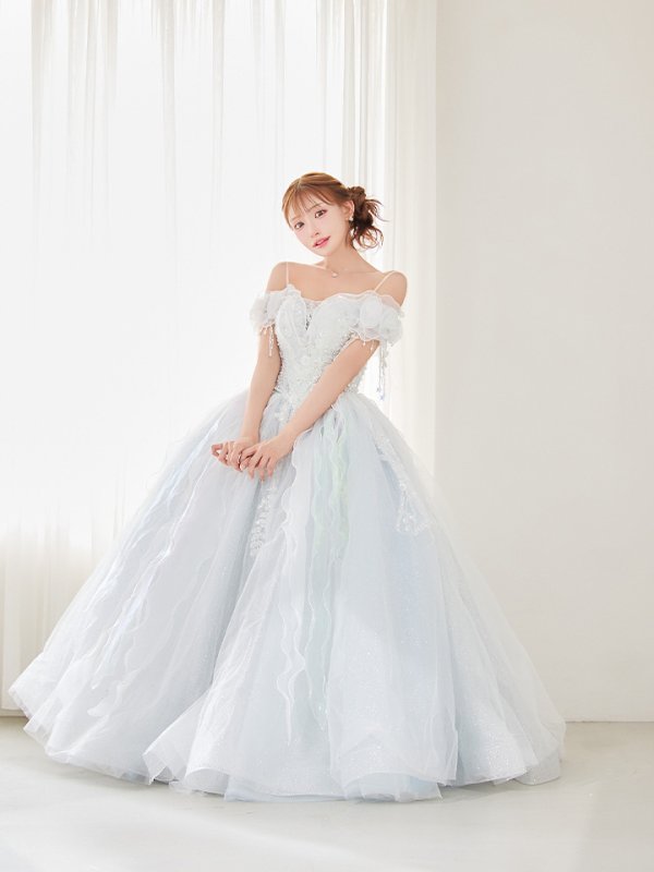 ホワイトブルー モデル：明日花キララ　身長：162cm　着用サイズ：S(XS〜M)サイズ