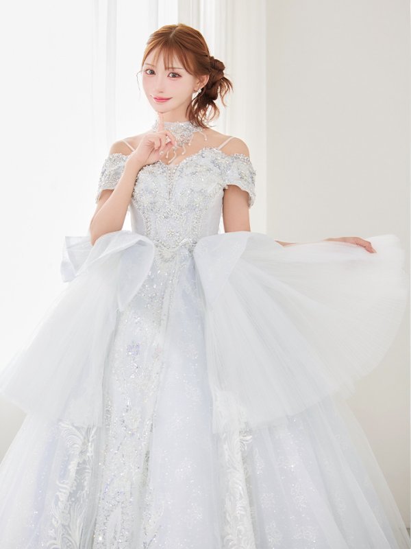 ホワイトブルー モデル：明日花キララ　身長：162cm　着用サイズ：S (XS〜M)サイズ