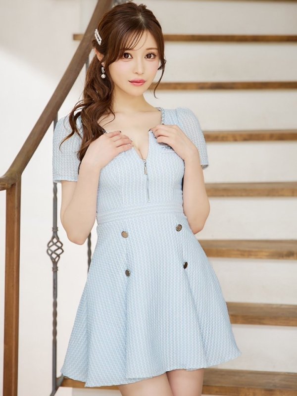 ブルー モデル:桜伊みやこ 身長:156cm 着用サイズ:Sサイズ