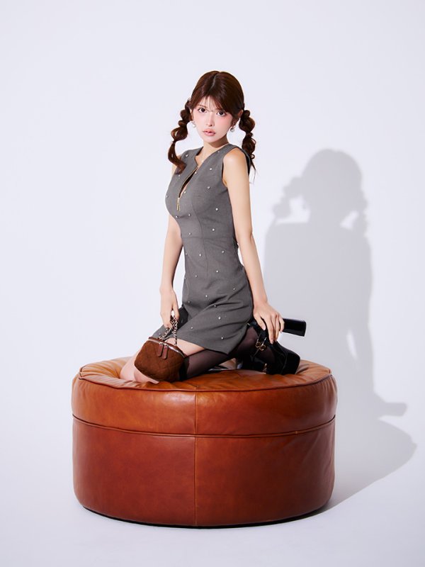 チャコールグレー モデル：まりん　身長：164cm　着用サイズ：Sサイズ