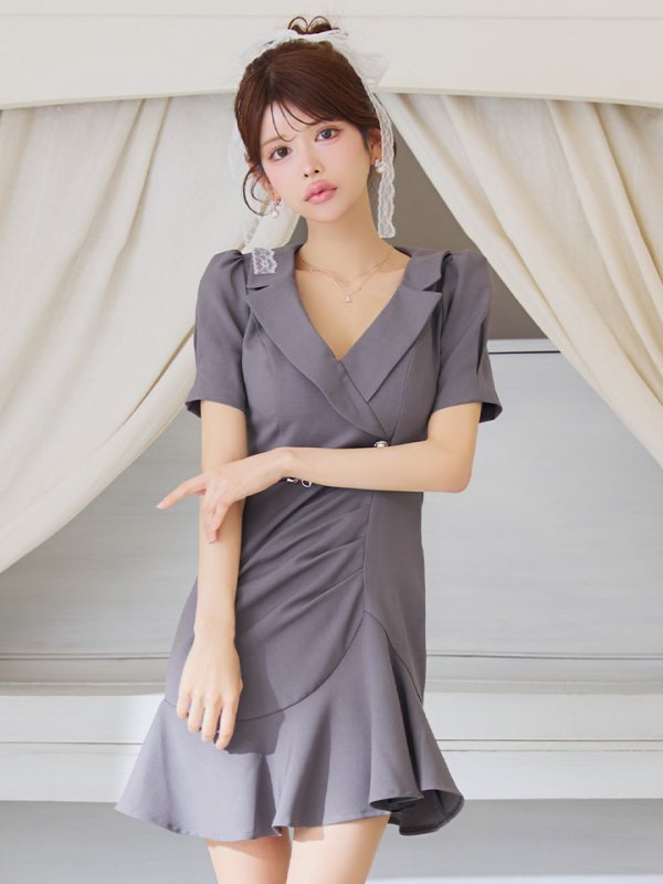 グレー モデル：まりん　身長：164cm　着用サイズ：Sサイズ