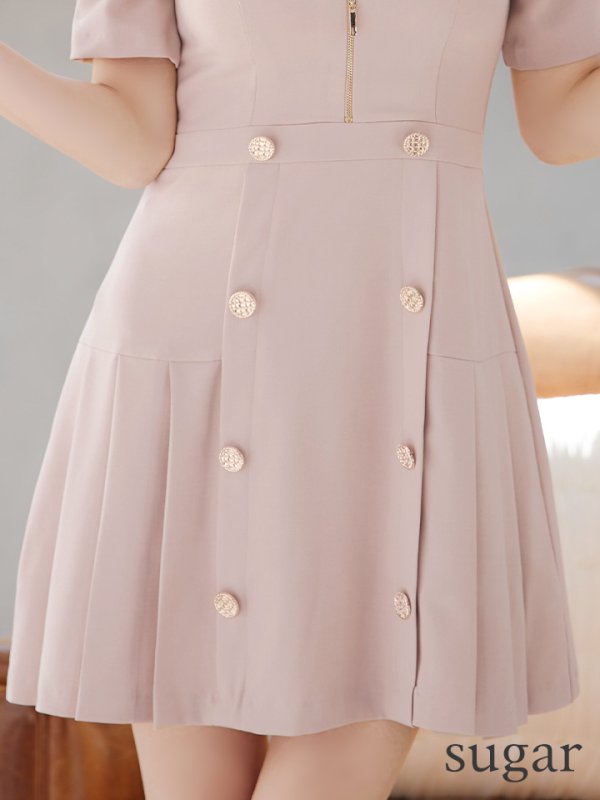 ベージュ モデル：ゆめ　身長：160cm　着用サイズ：Sサイズ