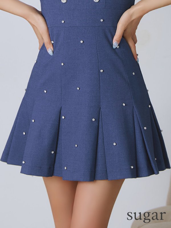 インディゴ モデル:如月れい 身長:156cm 着用サイズ:Sサイズ