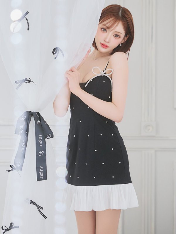 ブラック モデル:明日花キララ 身長:162cm 着用サイズ:Sサイズ