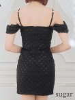 ブラック モデル：明日花キララ　身長：162cm 着用サイズ：Sサイズ