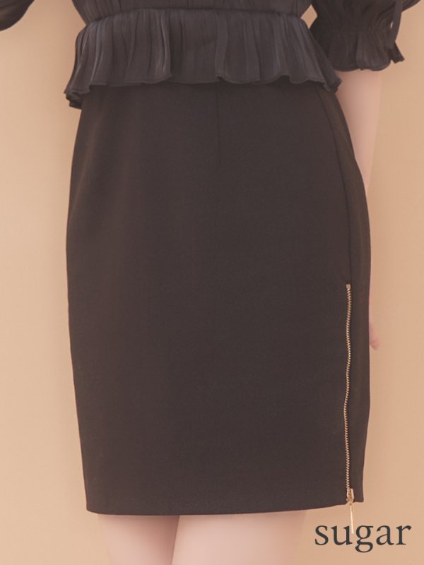 ブラック モデル:ももか 身長:156cm 着用サイズ:Sサイズ