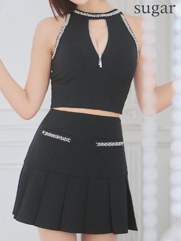 ブラック　モデル：明日花キララ　身長：162cm 着用サイズ：Sサイズ