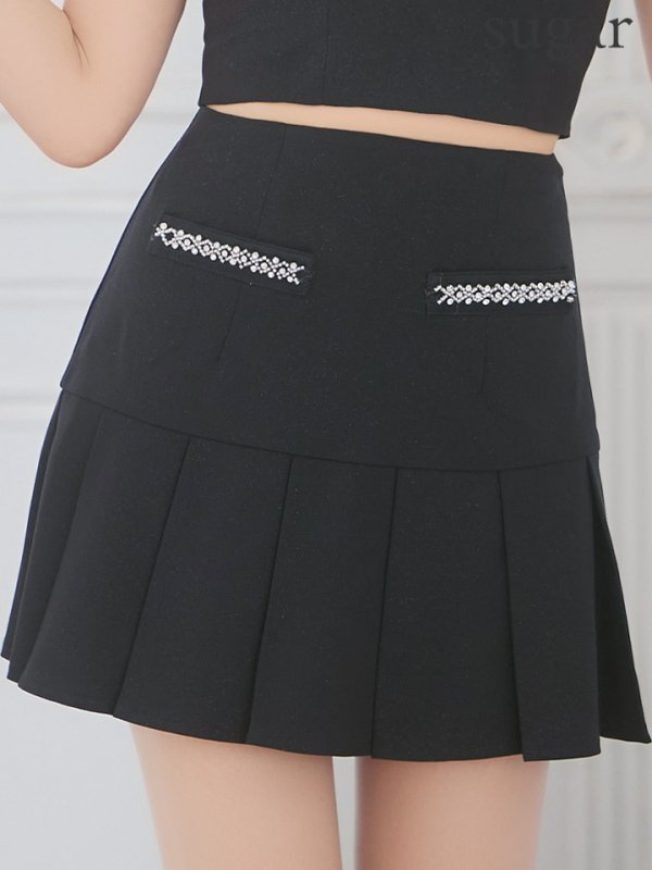 ブラック　モデル：明日花キララ　身長：162cm 着用サイズ：Sサイズ