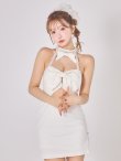 ホワイト モデル：三上悠亜　身長：159cm　着用サイズ：Sサイズ