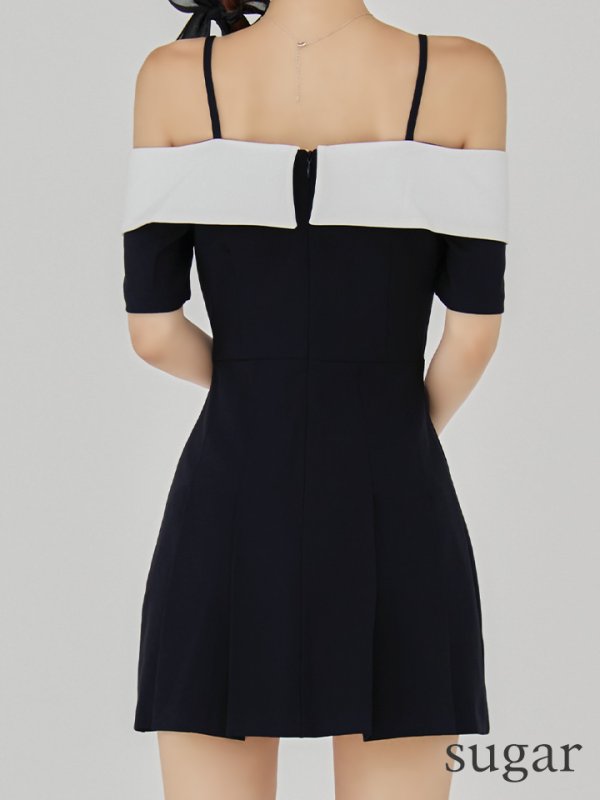 ホワイトxブラック　モデル：まりん　身長：164cm　着用サイズ：Sサイズ