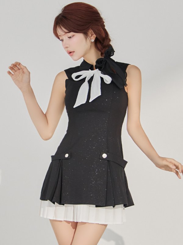 ブラックxホワイト　モデル：まりん　身長：164cm　着用サイズ：Sサイズ