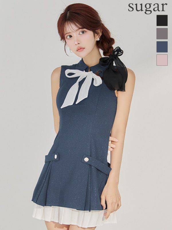 インディゴxホワイト　モデル：まりん　身長：164cm　着用サイズ：Sサイズ