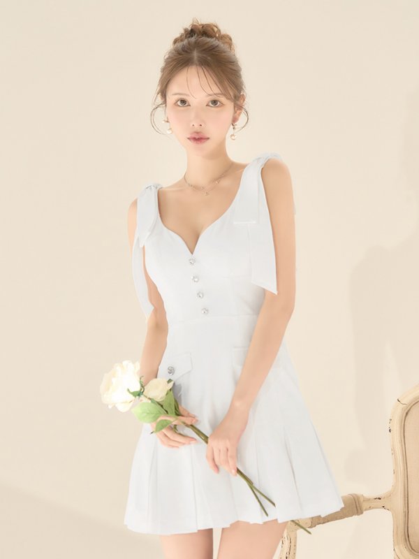 ホワイト モデル：ゆめ　身長：160cm　着用サイズ：Sサイズ