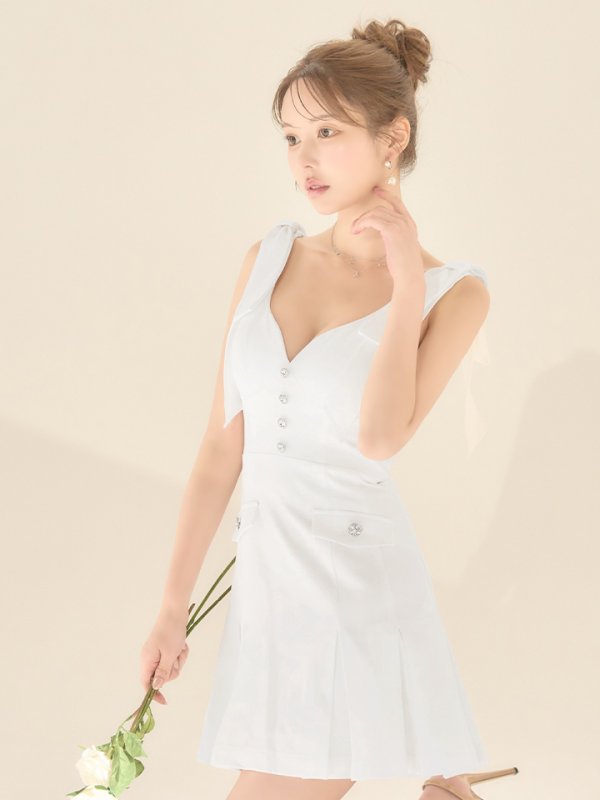 ホワイト モデル：ゆめ　身長：160cm　着用サイズ：Sサイズ