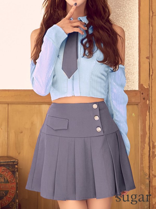 ブルーｘグレー モデル：明日花キララ　身長：162cm 着用サイズ：Sサイズ