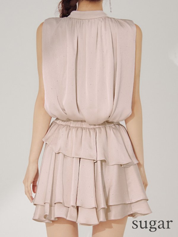 ピンクxベージュ モデル：まりん　身長：164cm　着用サイズ：Sサイズ