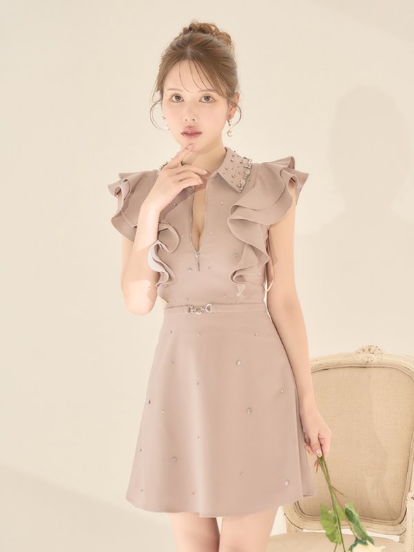 ベージュ モデル：ゆめ　身長：160cm　着用サイズ：Sサイズ