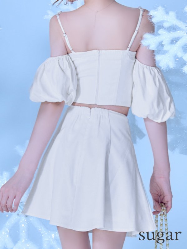 ホワイト　モデル：れみれみ　身長：163cm　着用サイズ：Sサイズ