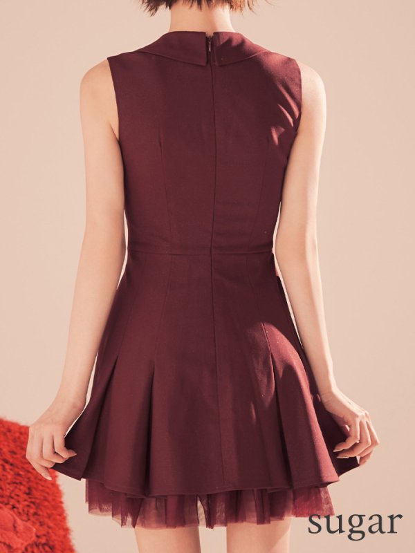 ワインレッド　モデル：りこ　身長：156cm　着用サイズ：Sサイズ