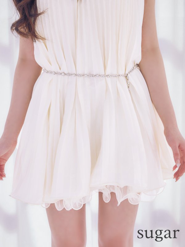 アイボリー×ブラック　モデル：せいは　身長：160cm　着用サイズ：Sサイズ