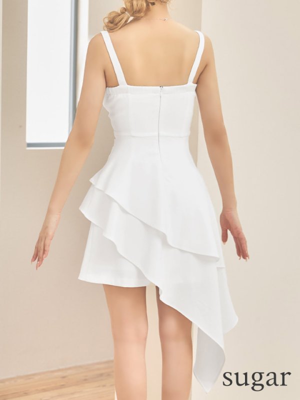 ホワイト モデル：ふぶき　身長：161cm　着用サイズ：Sサイズ