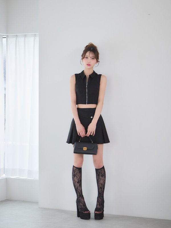 ブラック　モデル：るりぴ　身長：165cm　着用サイズ：Sサイズ