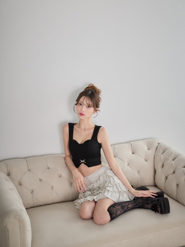 ブラックｘグレージュ モデル：るりぴ　身長：165cm　着用サイズ：Sサイズ