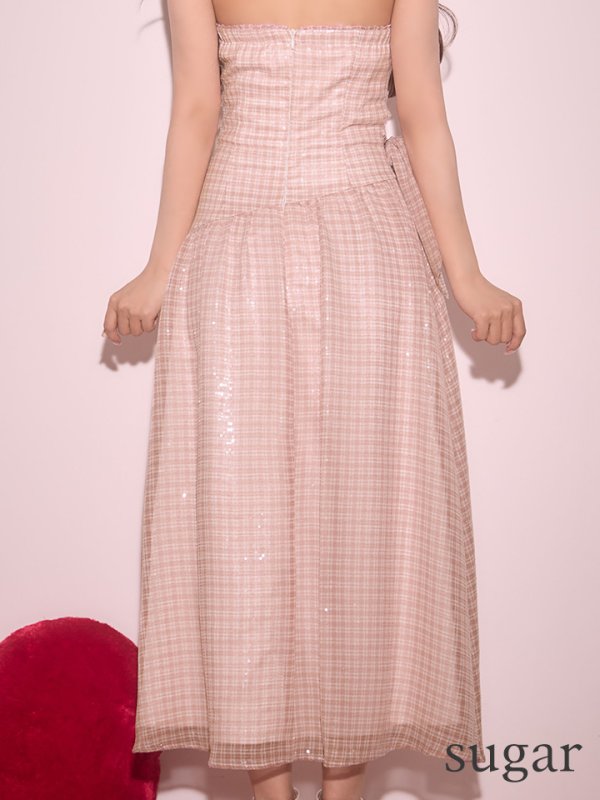 ピンク　モデル：三上悠亜　身長：159cm　着用サイズ：Sサイズ