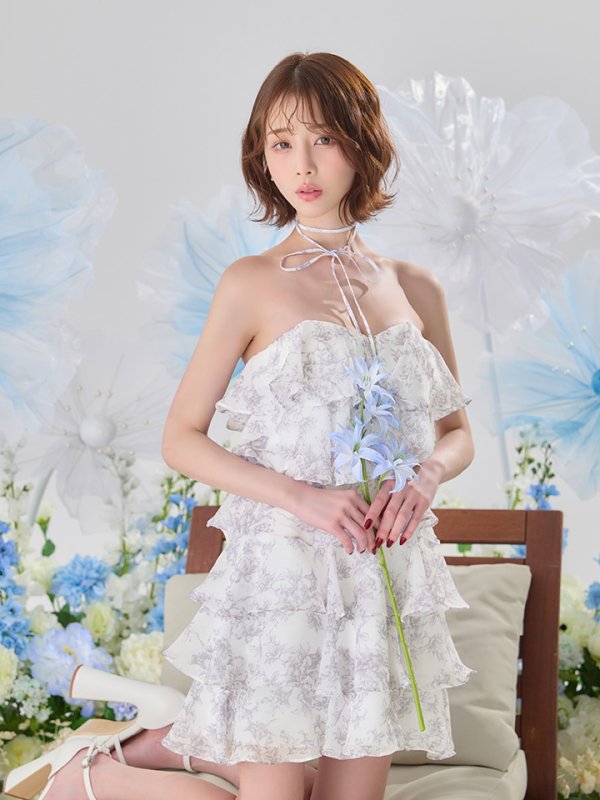 ホワイトxグレー　モデル：りこ　身長：156cm　着用サイズ：Sサイズ