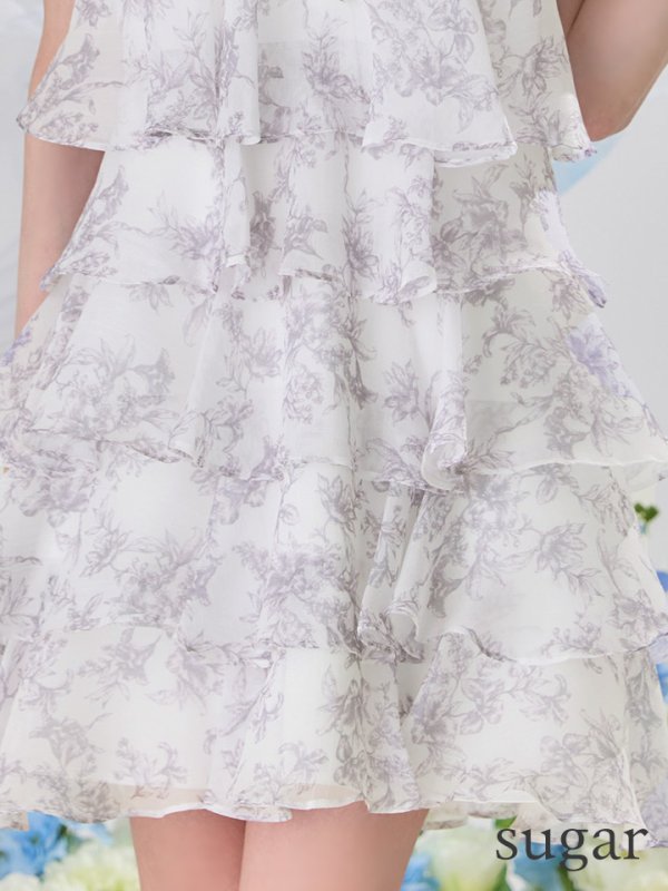 ホワイトxグレー　モデル：りこ　身長：156cm　着用サイズ：Sサイズ