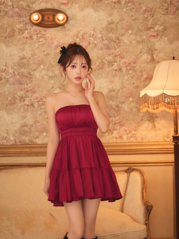 ワインレッド　モデル：りな　身長：160cm　着用サイズ：Sサイズ