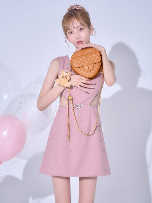 ピンク モデル：あすか　身長：170cm　着用サイズ：Sサイズ