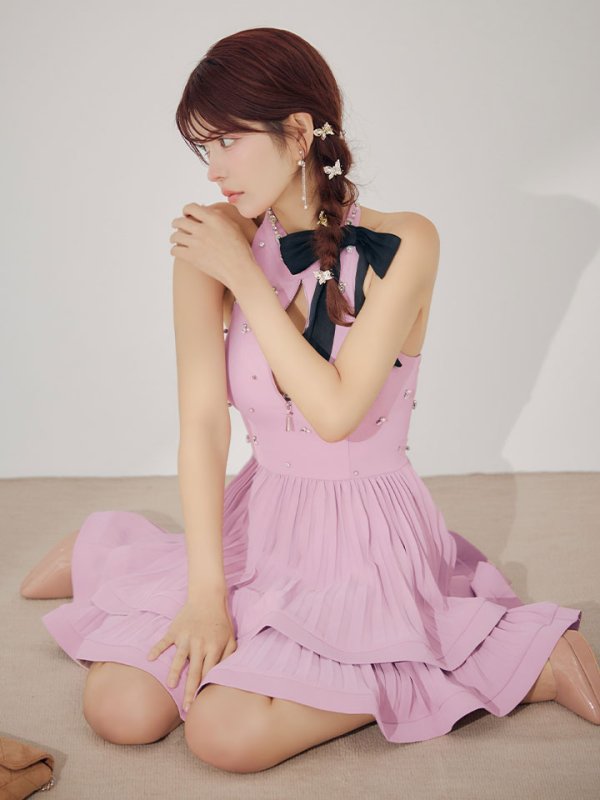 ピンク モデル：まりん　身長：164cm　着用サイズ：Sサイズ