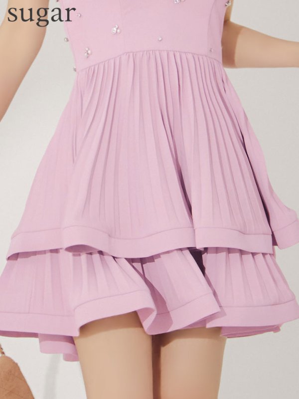 ピンク モデル：まりん　身長：164cm　着用サイズ：Sサイズ