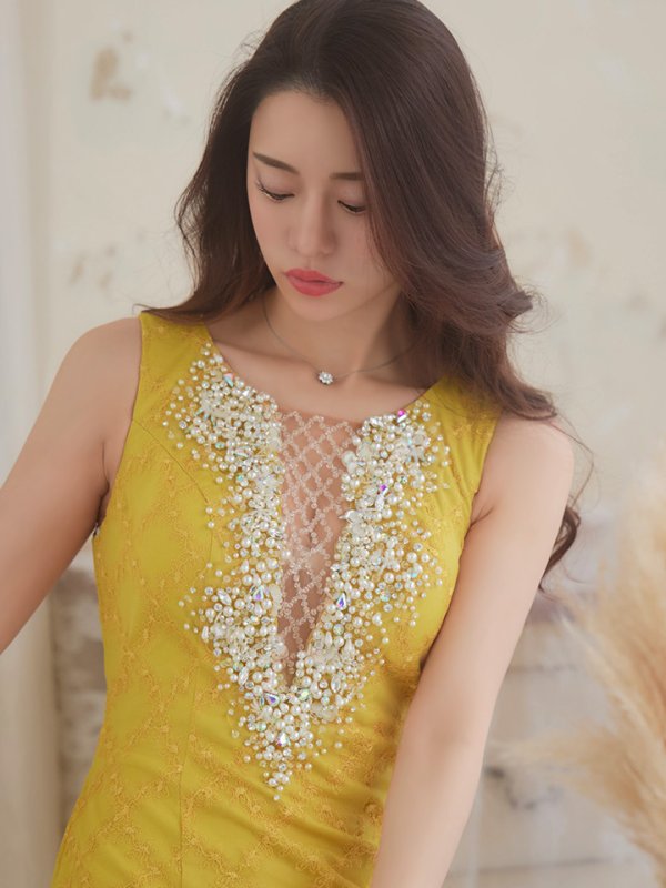 画像4: 【ANGEL R/エンジェルアール】バストカット/ パールビジュー/ クロス/ フラワーレース/ ノースリーブ/ タイト/ ミニドレス/ キャバドレス[OF2] (4)