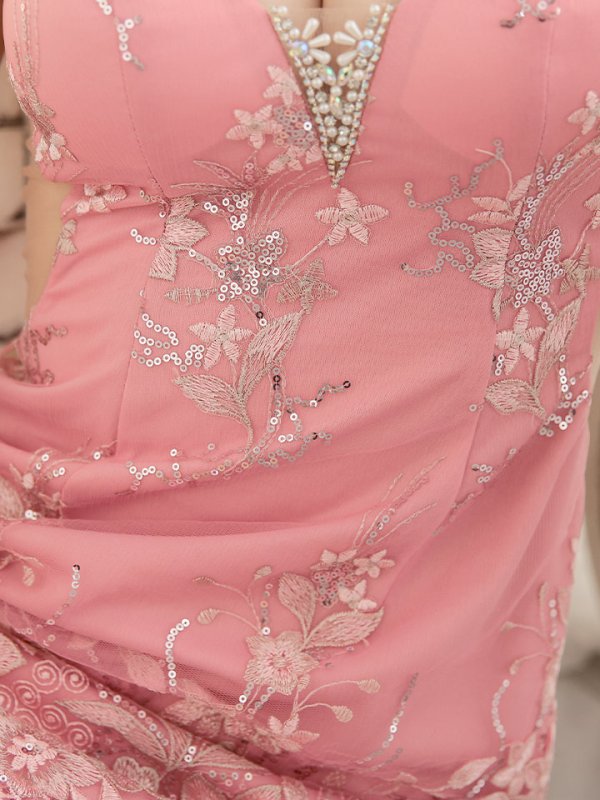 画像3: XSサイズあり【ANGEL R/エンジェルアール】ビジュー/ フラワー刺繍/ サイドシアー/ キャミ/ タイト/ ミニドレス/ キャバドレス[OF2] (3)