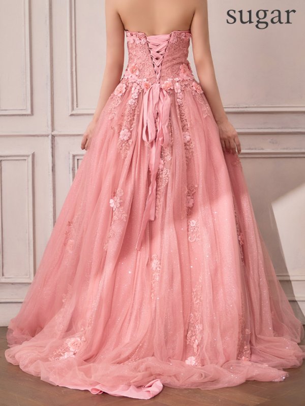 ピンク　モデル：三上悠亜　身長：159cm　着用サイズ：Fサイズ着用