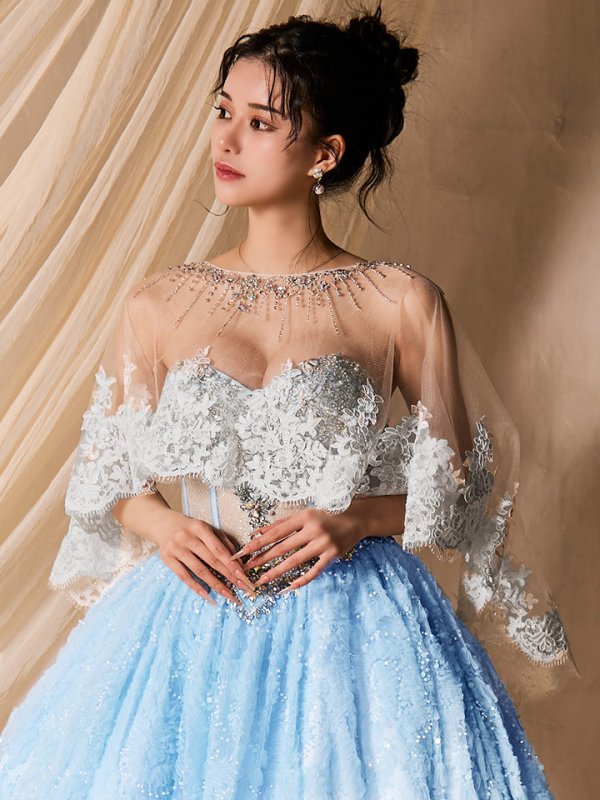 ホワイト モデル：ゆりお　身長：165cm　着用サイズ：Fサイズ